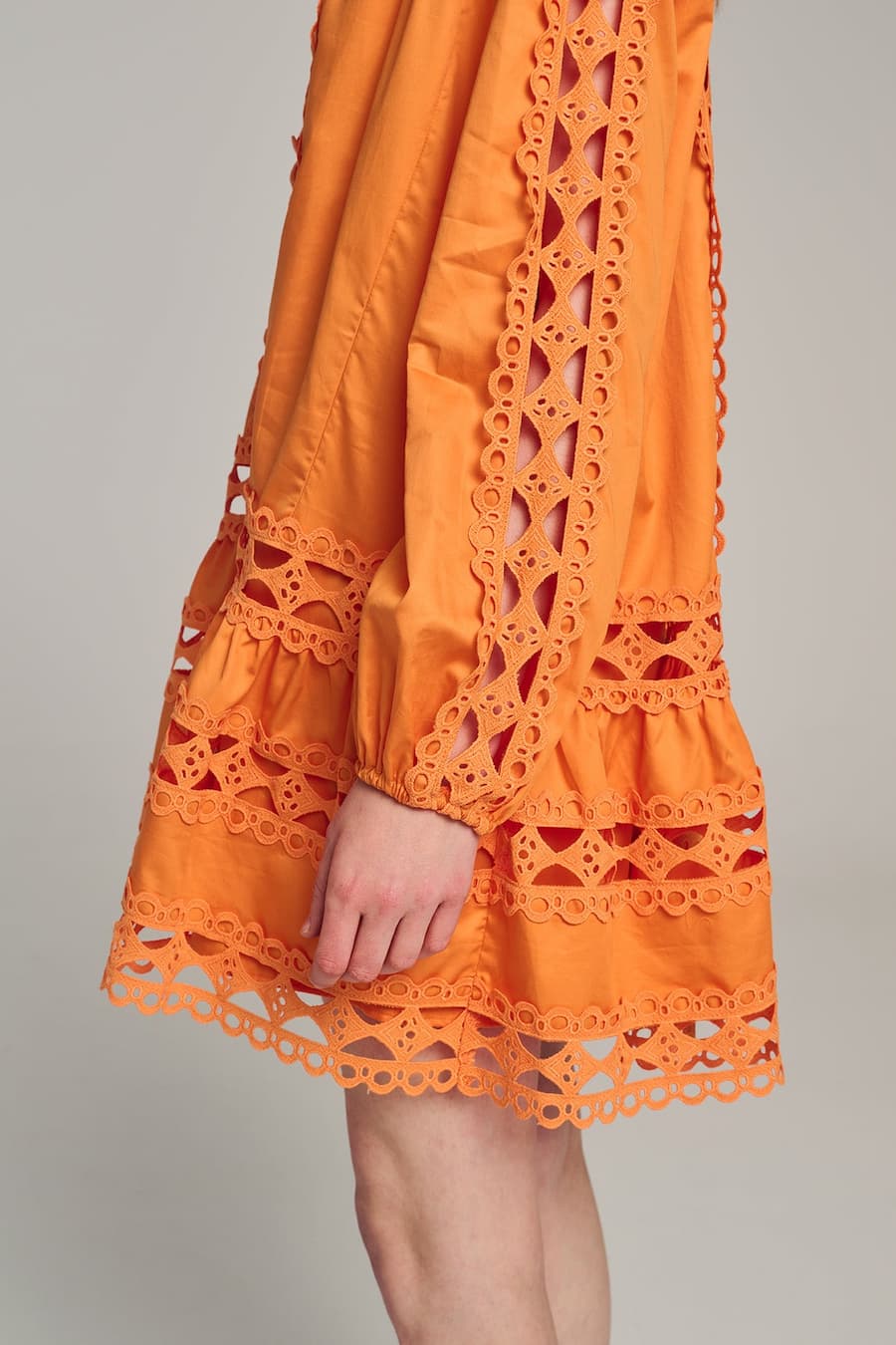 devotion-twins-dress-lace-dark-orange-midi-maou-2